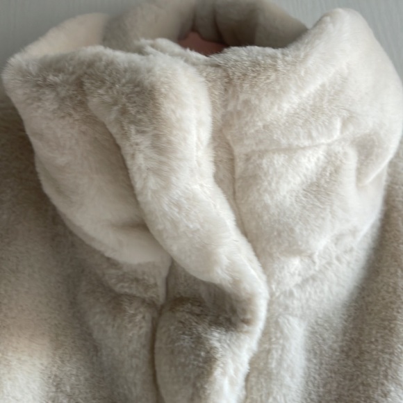 VICI Faux Fur Jacket Shacket - Picture 7 of 9